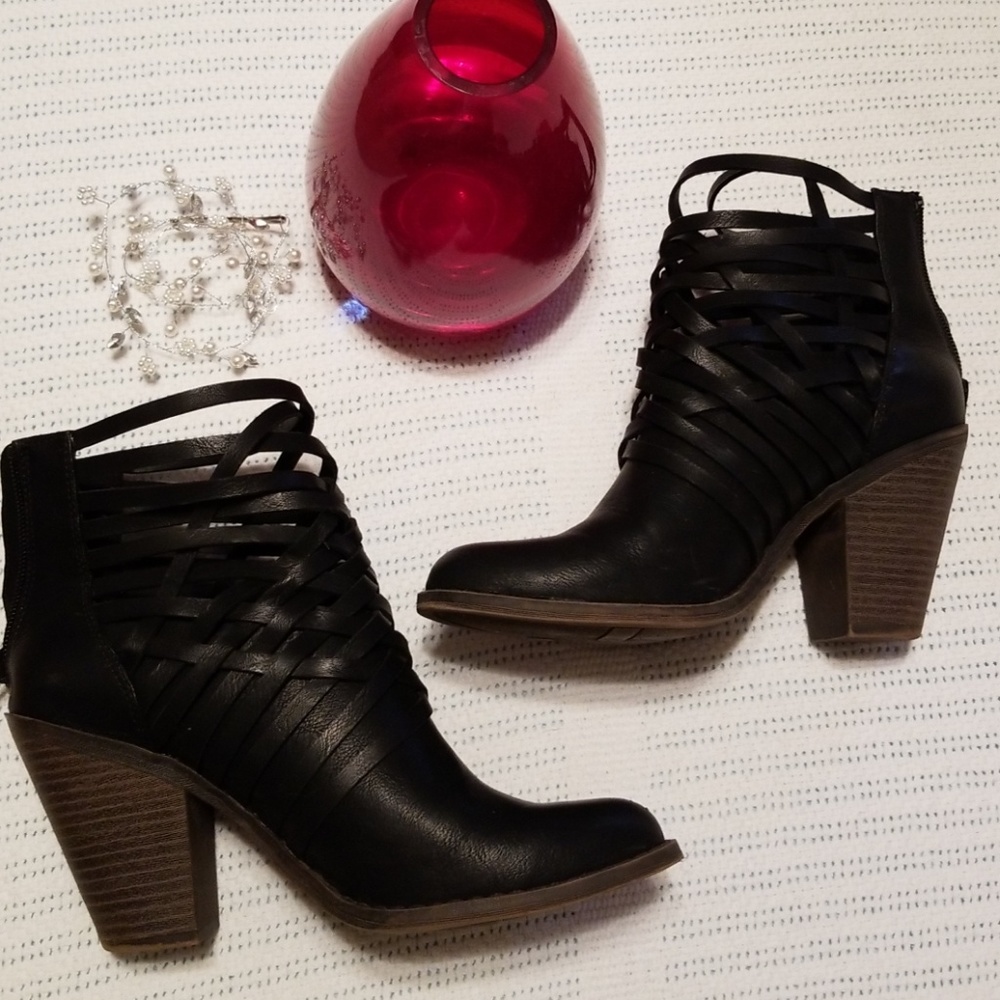 ⚡Ankle Booties 🤩